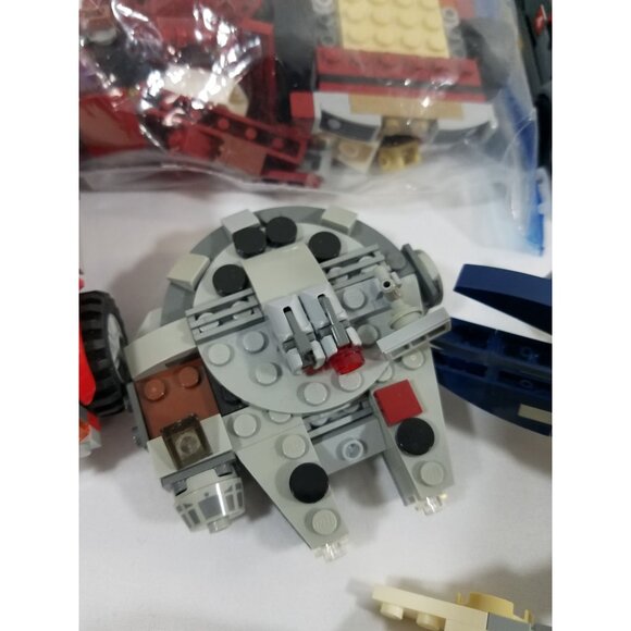 Mixed Lot Lego vehicles 4 Cars Jurassic Park Jeep Red Truck Squid Helicopter - Picture 11 of 13